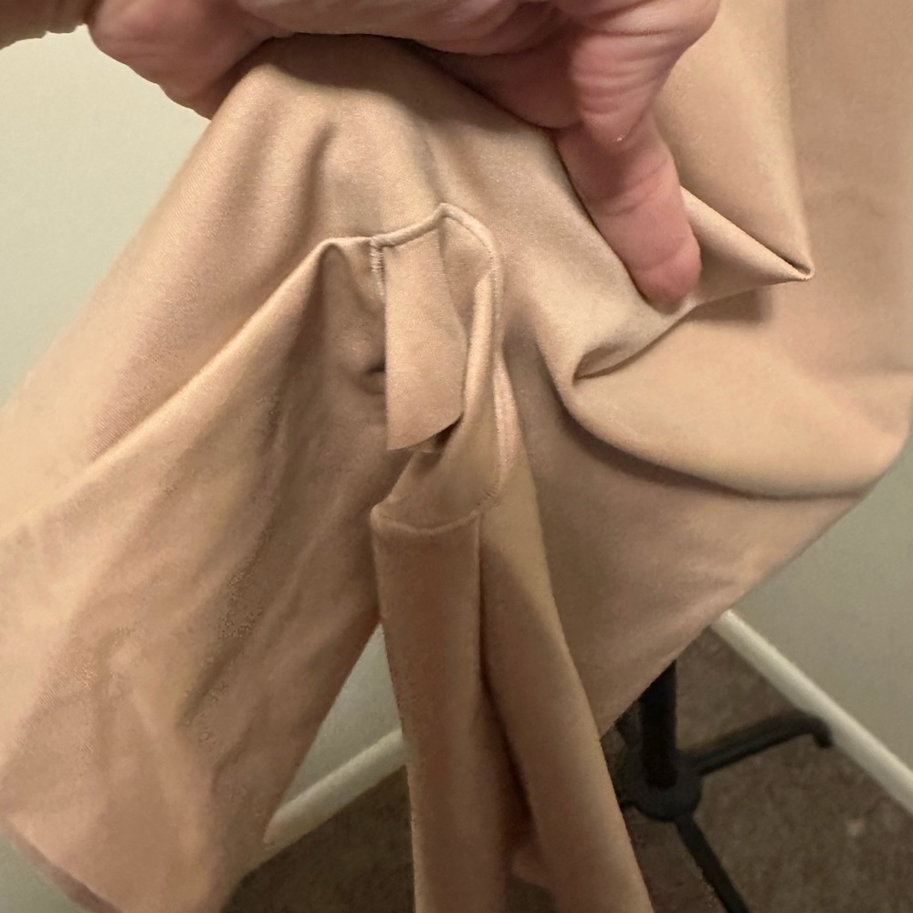 SKIMS BODY PLUNGE MID THIGH BODYSUIT‎ - Picture 6 of 10